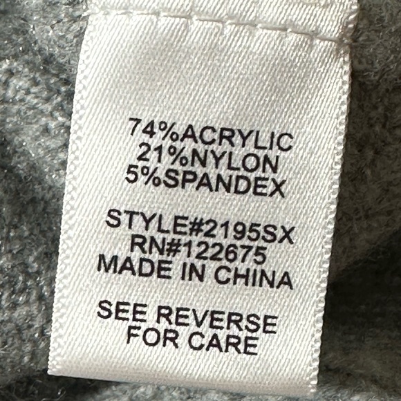 Lety & Me || woman’s gray sweater size small - Picture 10 of 10